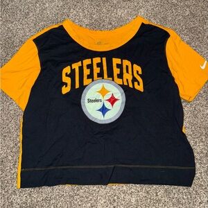 EUC Nike Sportswear STEELERS Cropped Logo T-Shirt‎ BLACK YELLOW medium